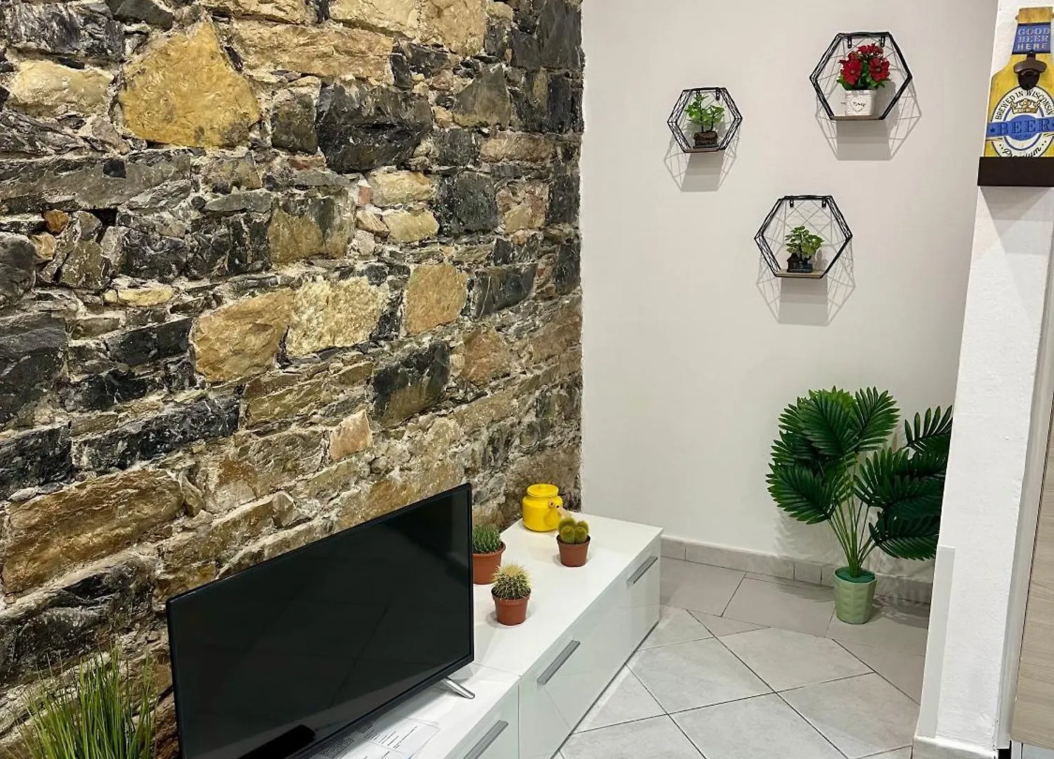 Revel Apartments Central Station To Cinque Terre La Spezia Italy