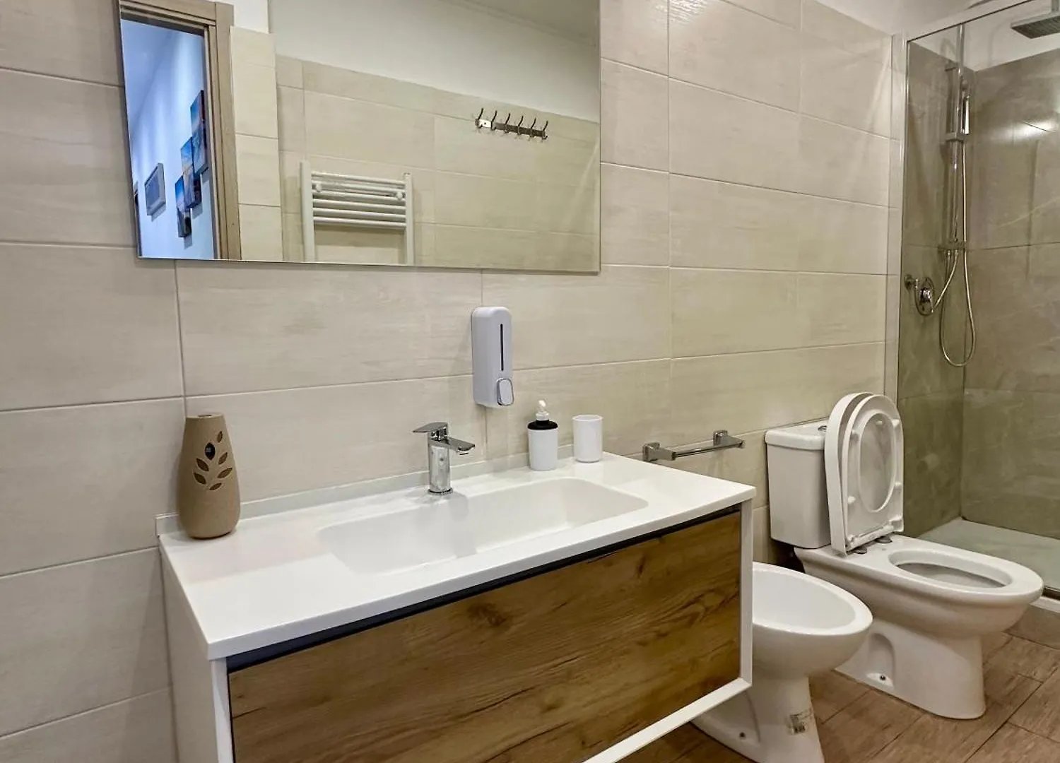 Revel Apartments Central Station To Cinque Terre La Spezia Italy