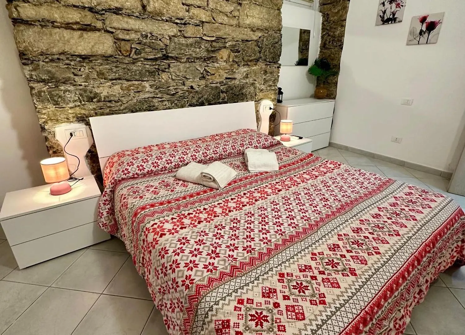 Revel Apartments Central Station To Cinque Terre La Spezia Italy