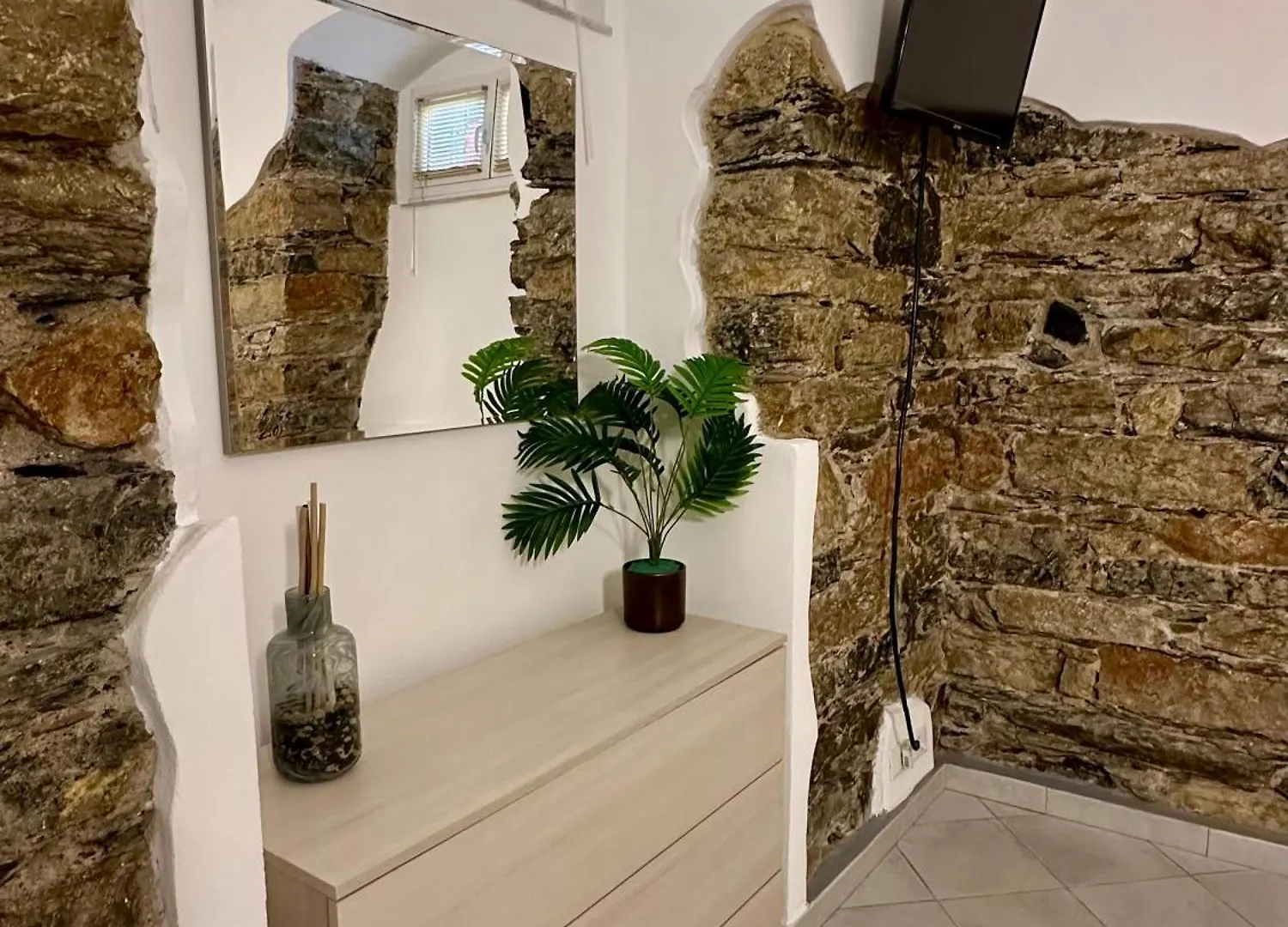 Revel Apartments Central Station To Cinque Terre La Spezia