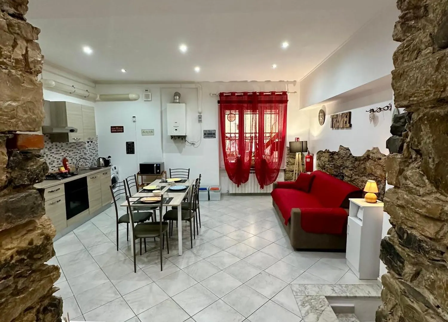 Revel Apartments Central Station To Cinque Terre La Spezia Italy